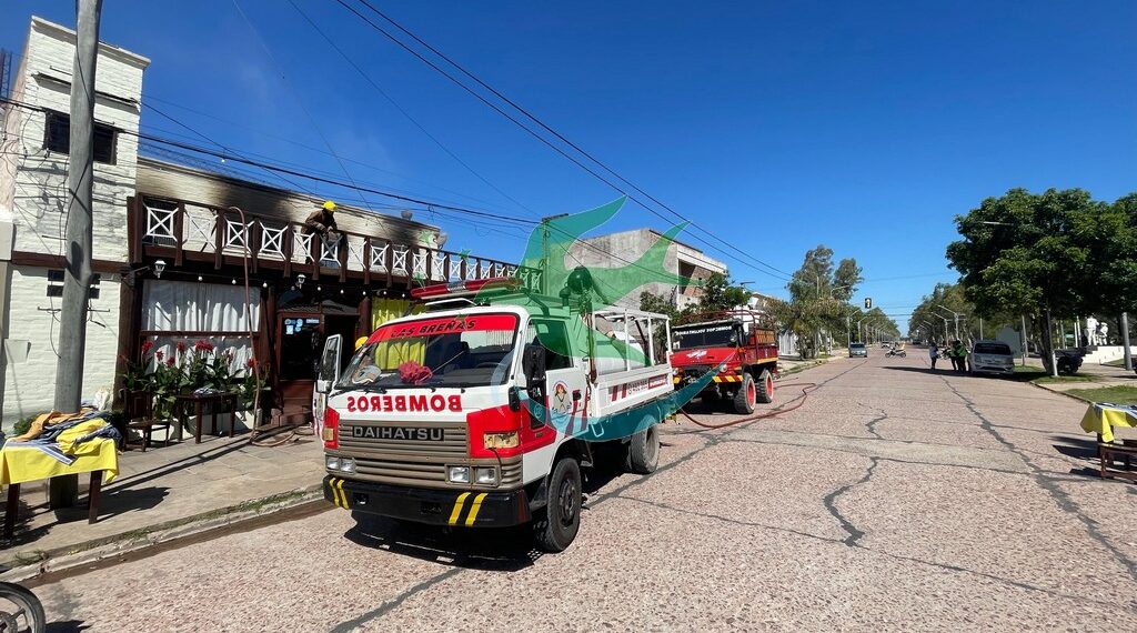 Incendio en comercio gastronómico