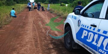 Motociclista despista en camino vecinal y fallece