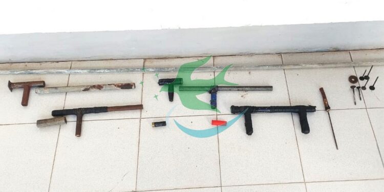 5 allanamientos: 4 “tumberas” secuestradas, 2 aprehendidas