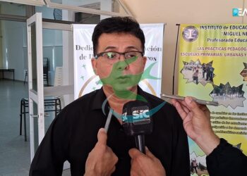 Familiares de alumna del IES Neme, habrían agredido a profesora en examen