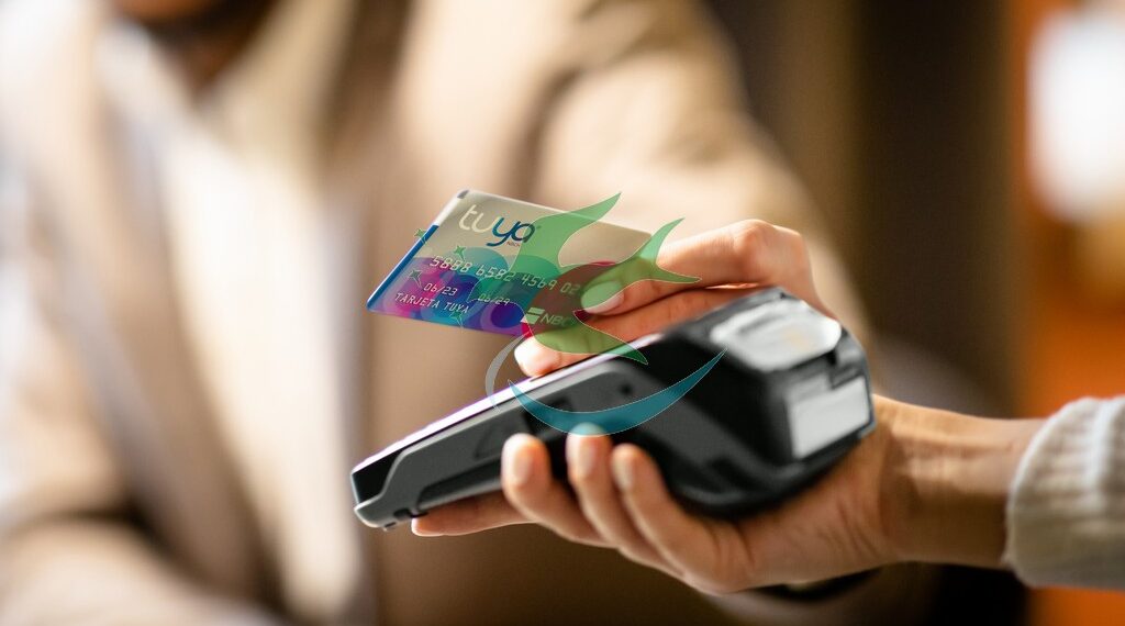 “Mes de la Mujer con TUYA”