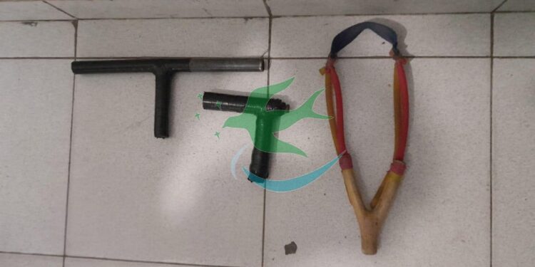 Madre e hija heridas por disparos de “tumberas”