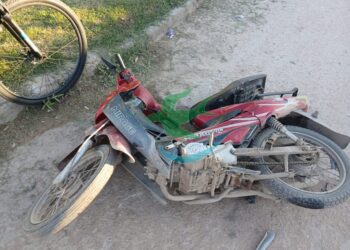 Siniestro vial con una joven trasladada al hospital