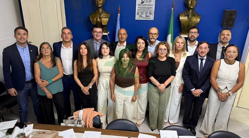 La oposición pide suspender aumentos y cortes de SAMEEP y SECHEEP