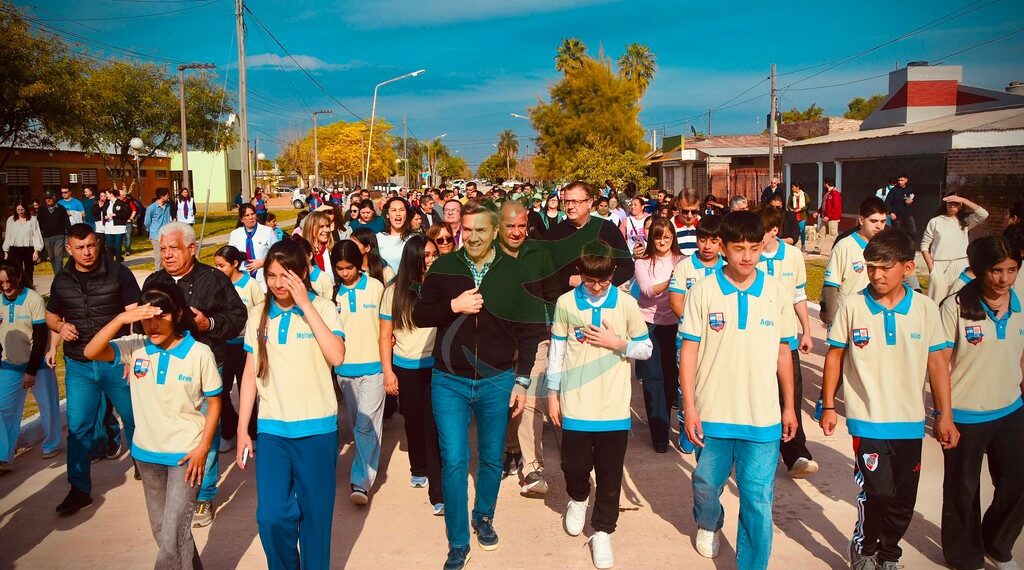 Las Breñas celebra su 105° aniversario con la inauguración de nuevas cuadras de pavimento urbano