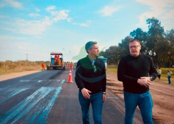 El gobernador Zdero supervisó el avance de las obras de pavimentación en la Ruta Provincial Nº 6