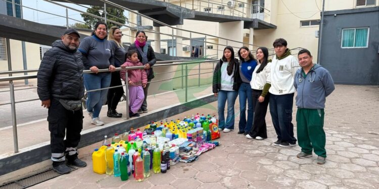 PROMO2026 donó elementos de limpieza a Hospital