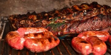 Menos asado en la mesa: el consumo de carne vacuna cayó a su nivel más bajo en 30 años
