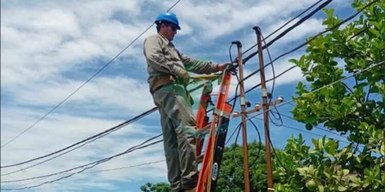 Fuerte viento provocó un apagón general en Las Breñas