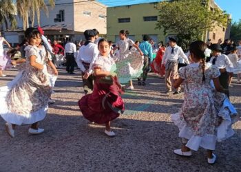 3ra Marcha Cultural en Las Breñas ¡Viva el Folclore!