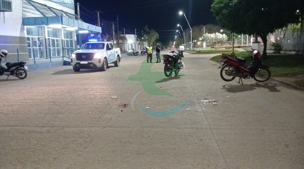Dos motociclistas con lesiones tras un fuerte colisión